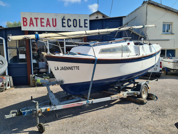 BENETEAU PIRAHNA VOILIER