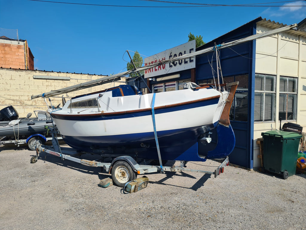 BENETEAU PIRAHNA VOILIER NAUTIC 80